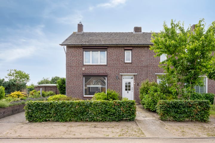 Foto 2 van Mgr Bekkersstraat 6