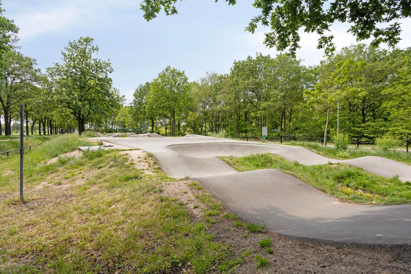 Photo 94 of Eikenstraat 3
