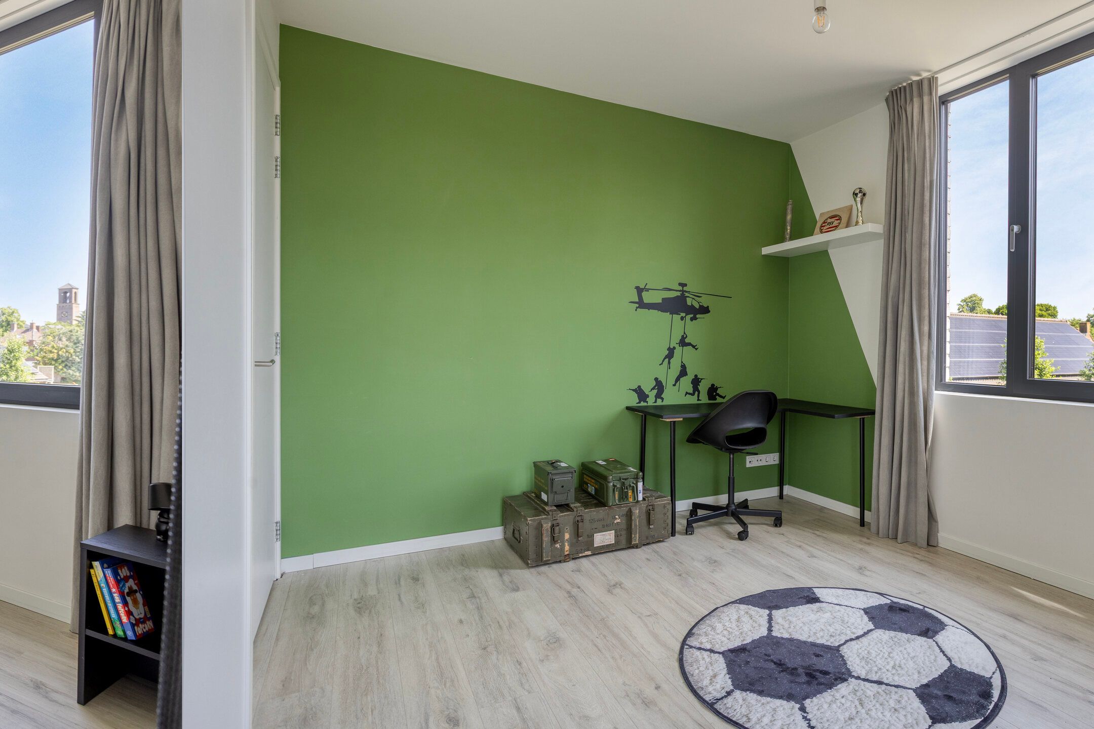 Photo 48 of Eikenstraat 3