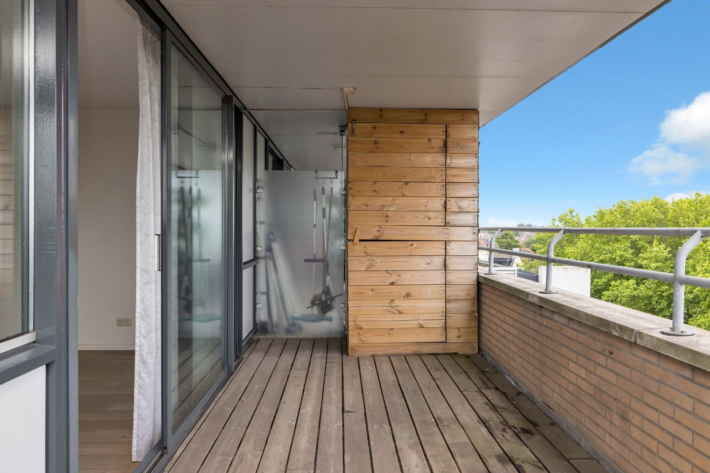 Spacious Corner Apartment with Southwest Balcony and Abundant Natural Light — 34