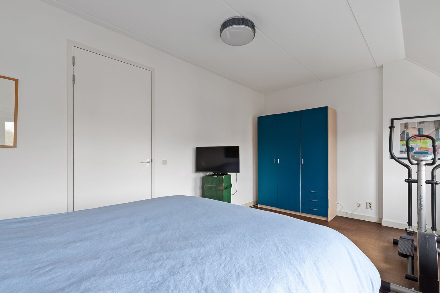 Well-Maintained Canal House in the Heart of Bussum with Private Parking — 29