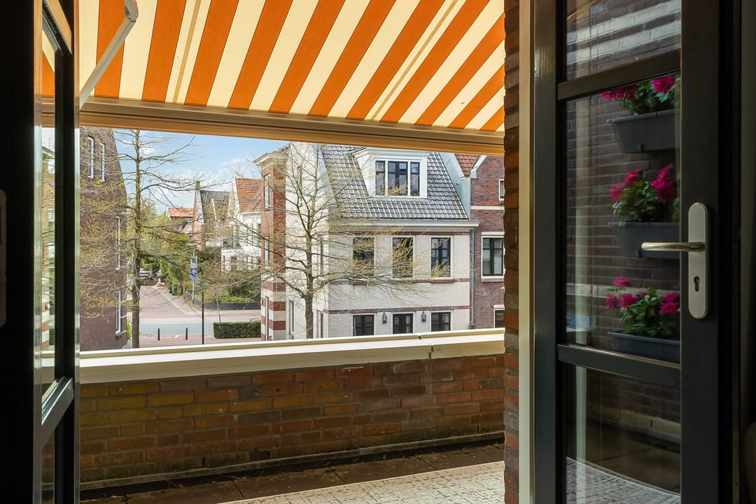Well-Maintained Canal House in the Heart of Bussum with Private Parking — 17