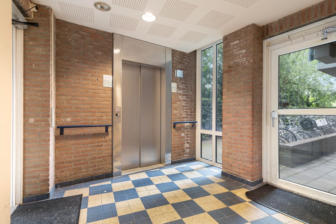 Photo 7 of Zuidvliet 516