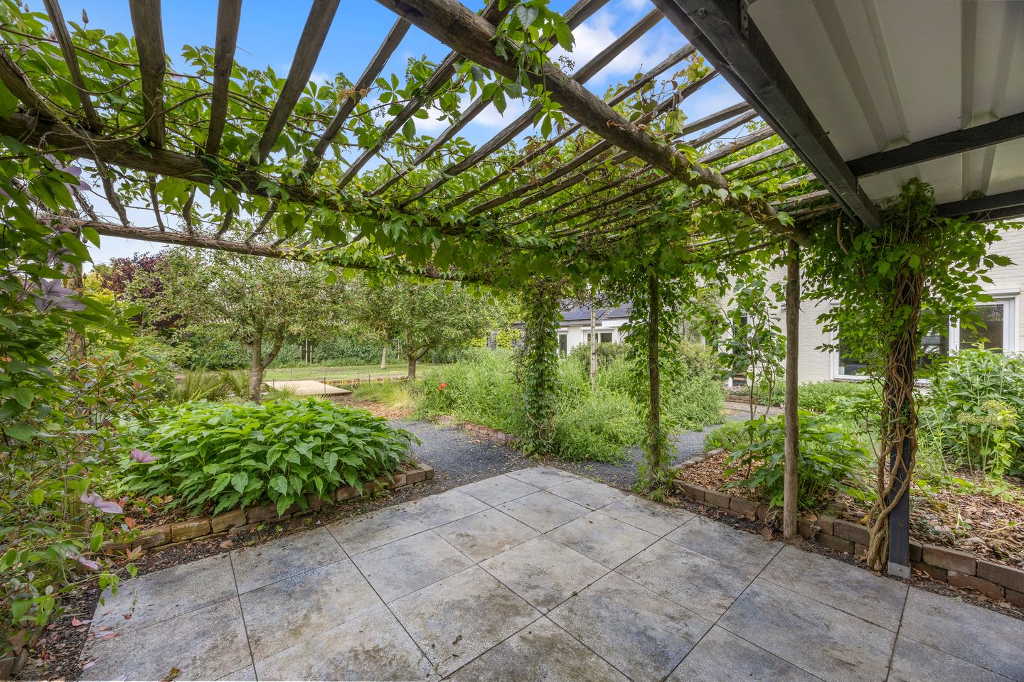 Spacious Detached Family Home with Large Private Garden and Sustainable Features — 70