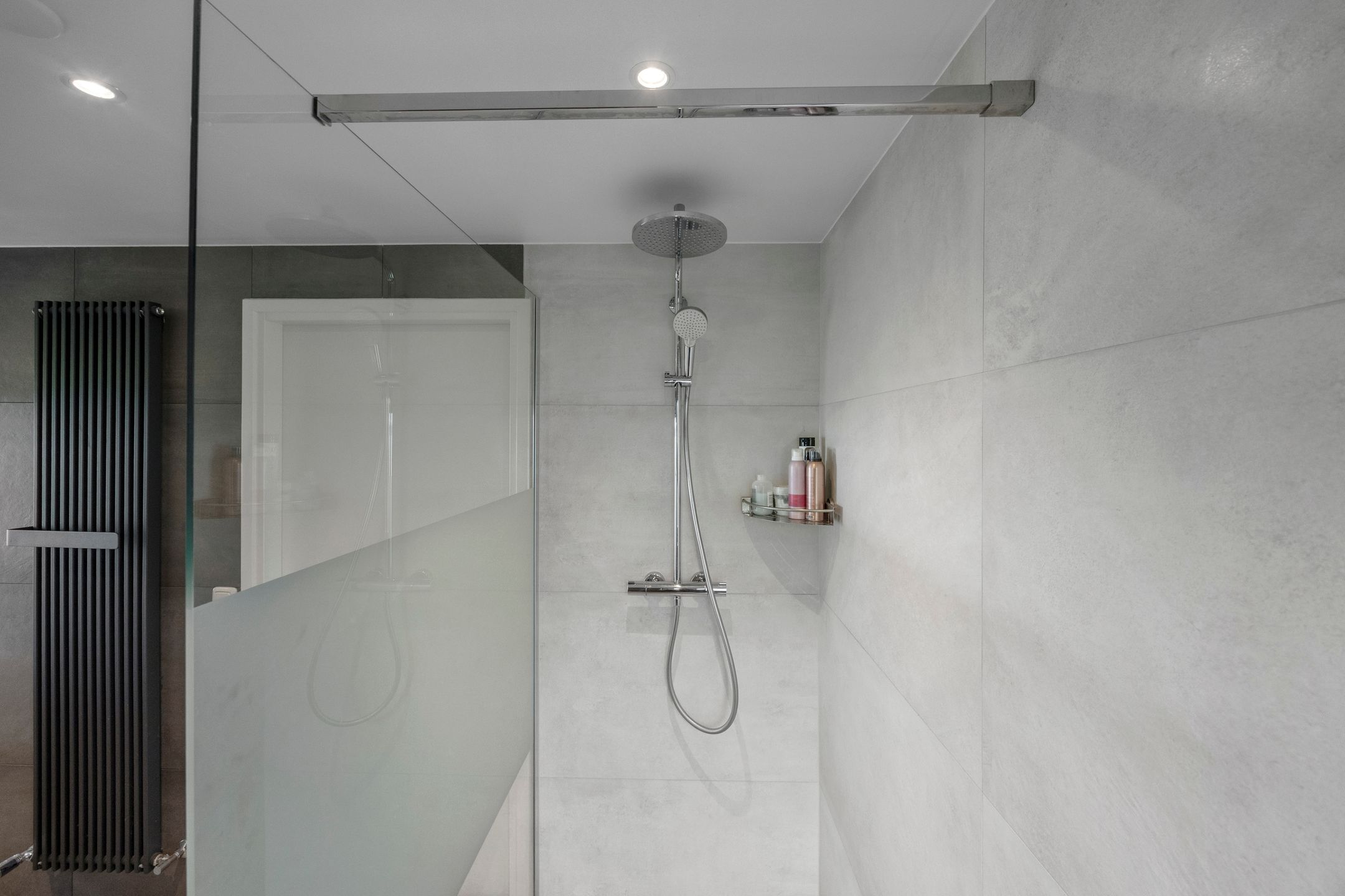 Spacious Detached Family Home with Large Private Garden and Sustainable Features — 51