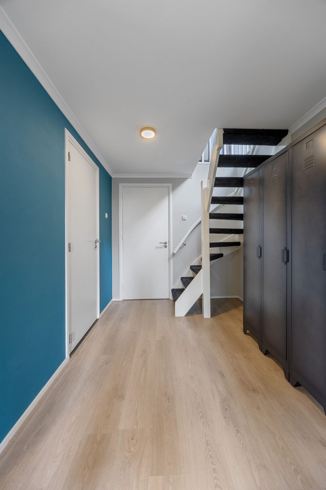 Spacious Detached Family Home with Large Private Garden and Sustainable Features — 46