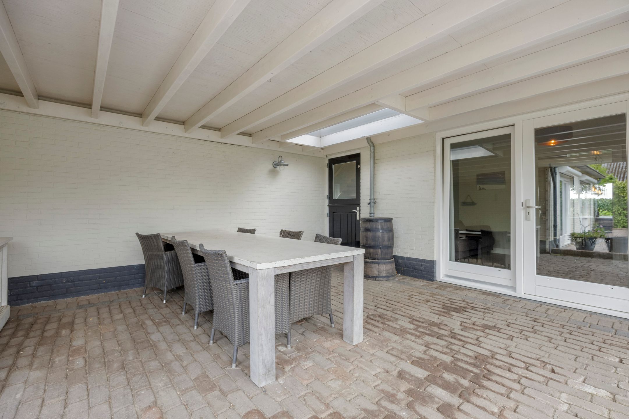 Spacious Detached Family Home with Large Private Garden and Sustainable Features — 36