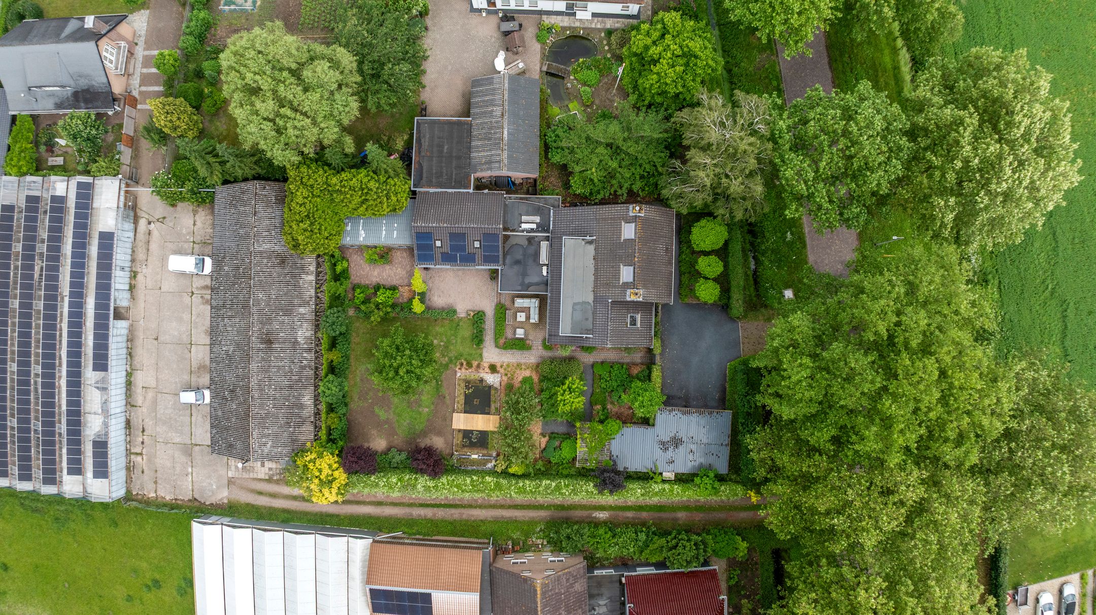 Spacious Detached Family Home with Large Private Garden and Sustainable Features — 78