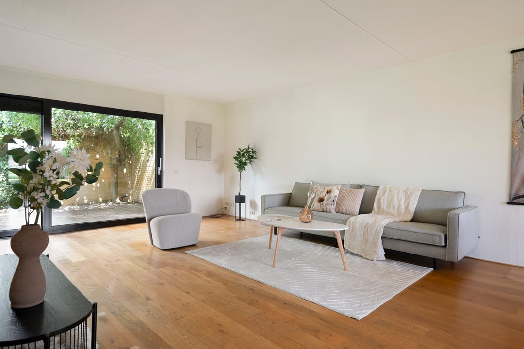 Semi-Detached Home with Free Views and Private Parking in Maastricht — 7