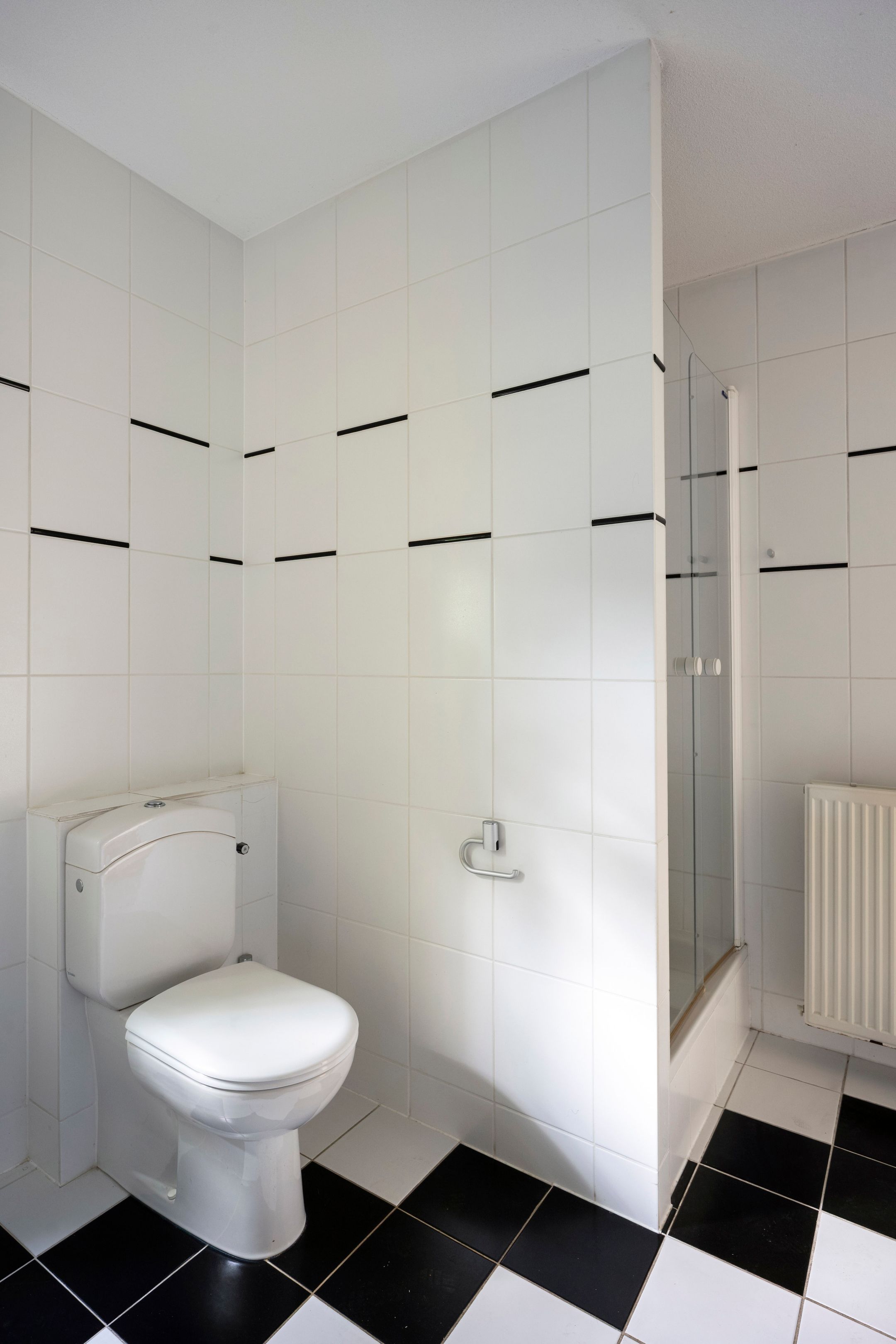 Semi-Detached Home with Free Views and Private Parking in Maastricht — 21
