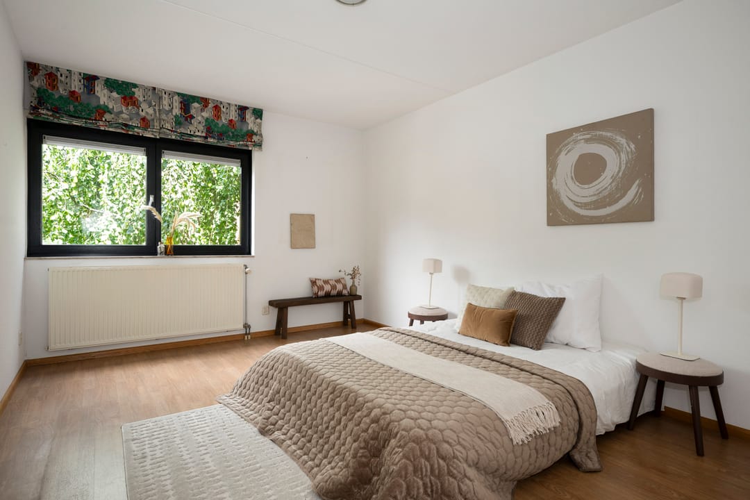 Semi-Detached Home with Free Views and Private Parking in Maastricht — 16
