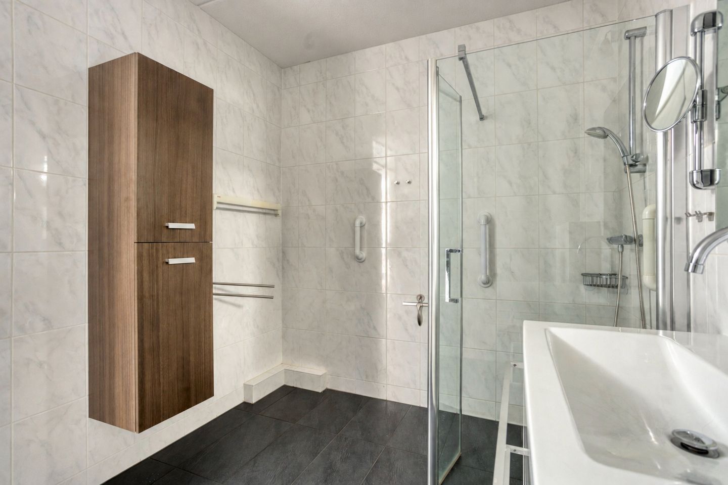 Spacious 3-Room Apartment with South-Facing Balcony in Central Castricum — 29