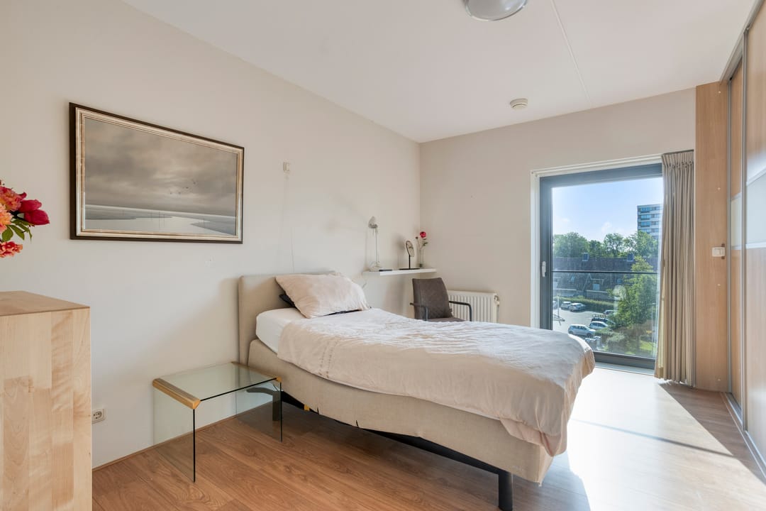 Spacious 3-Room Apartment with South-Facing Balcony in Central Castricum — 23