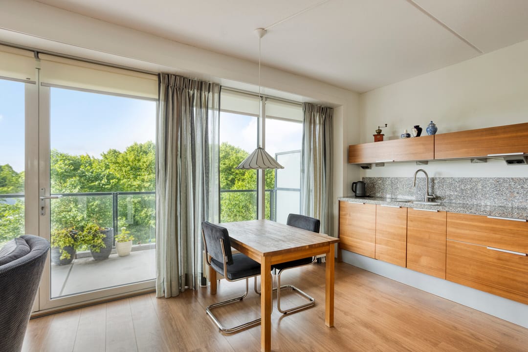 Spacious 3-Room Apartment with South-Facing Balcony in Central Castricum — 17