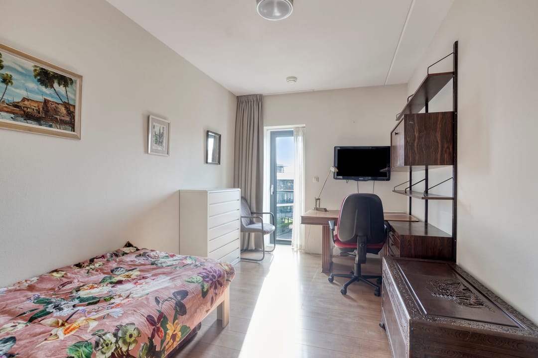 Spacious 3-Room Apartment with South-Facing Balcony in Central Castricum — 26