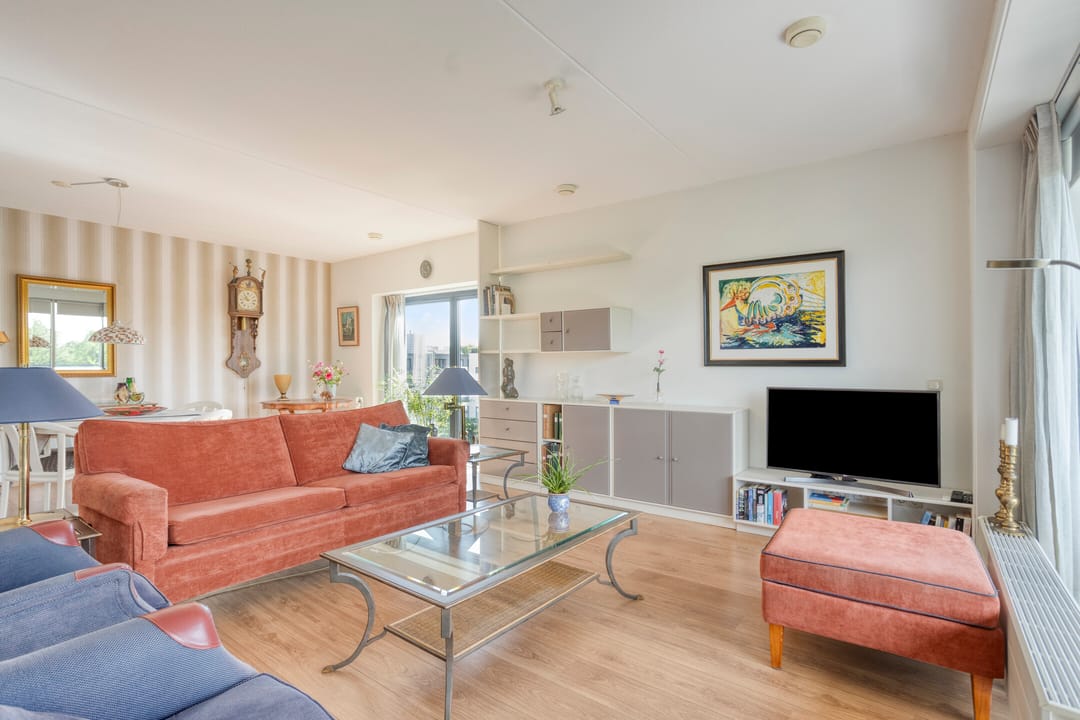 Spacious 3-Room Apartment with South-Facing Balcony in Central Castricum — 11