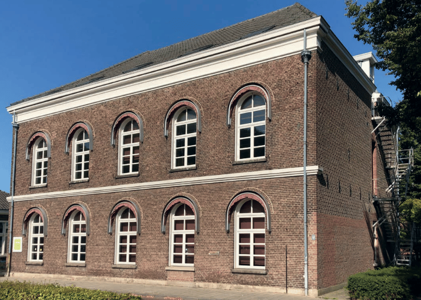 Bekijk foto 2 van Didamseweg 33