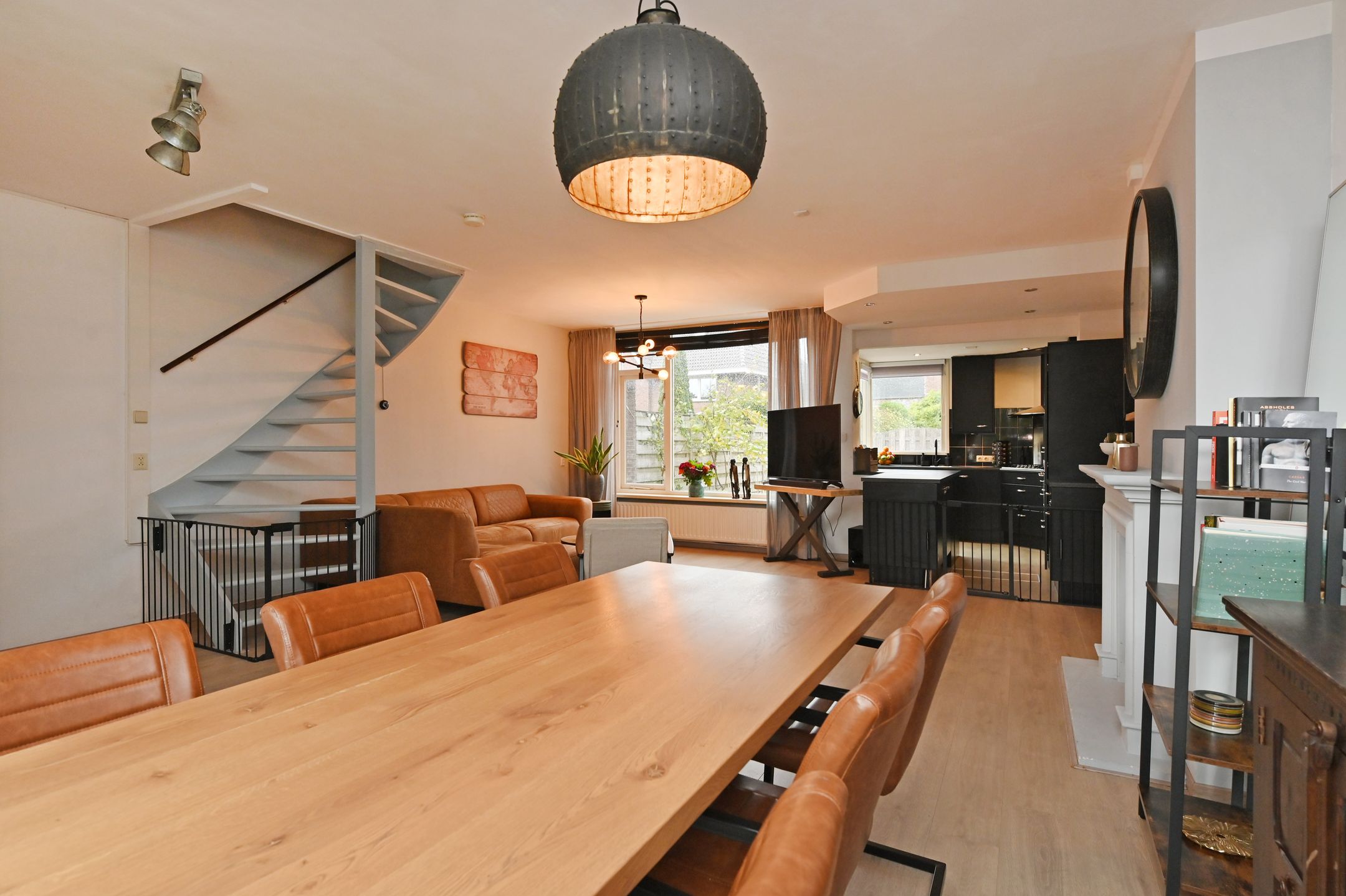Spacious Family Home with Garden in Naaldwijk — 12