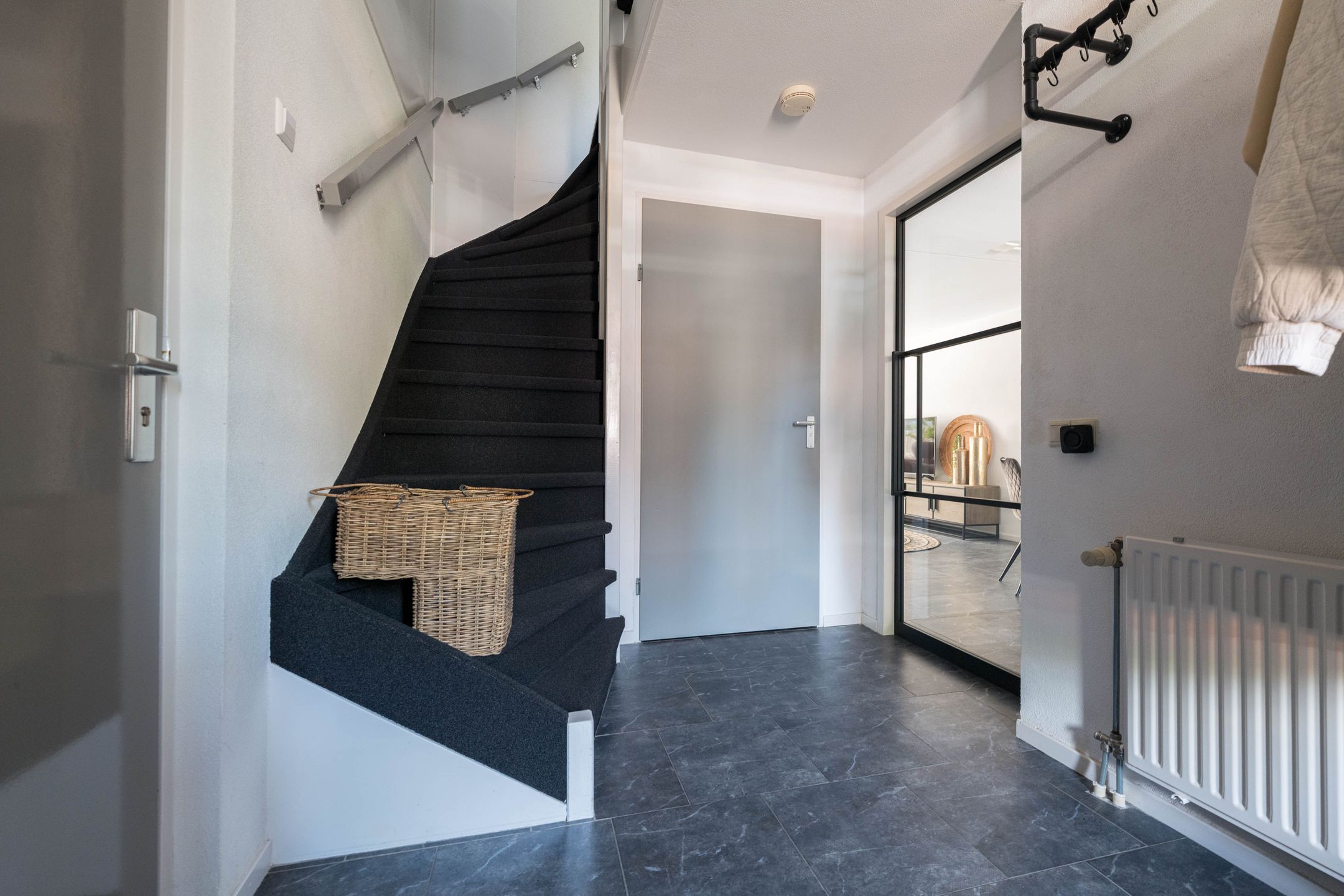 Spacious Semi-Detached Home with Garden Room and Garage in De Ravense Hoek — 24
