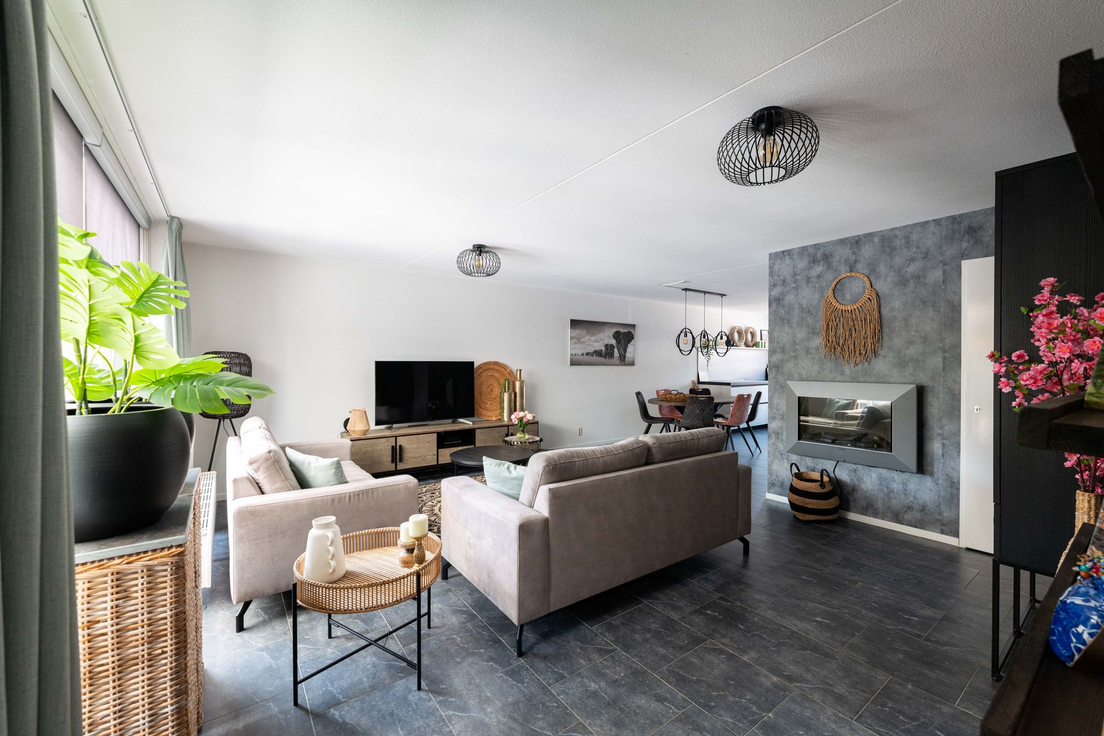 Spacious Semi-Detached Home with Garden Room and Garage in De Ravense Hoek — 18