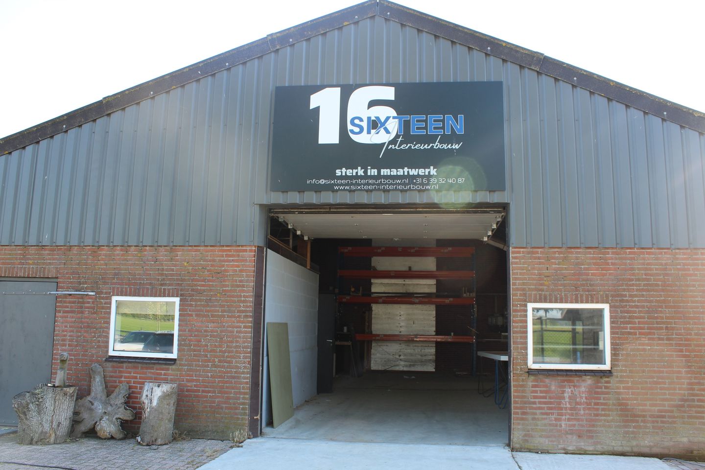 Bekijk foto 1 van Loonse Molenstraat 6