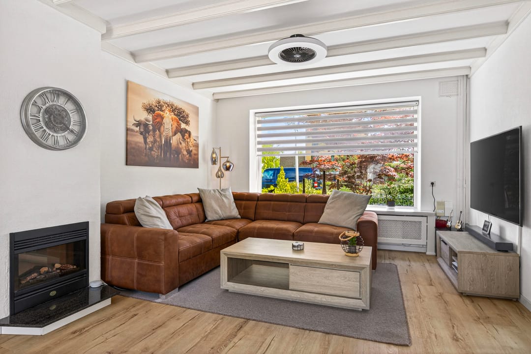 Photo 13 of Bachstraat 40