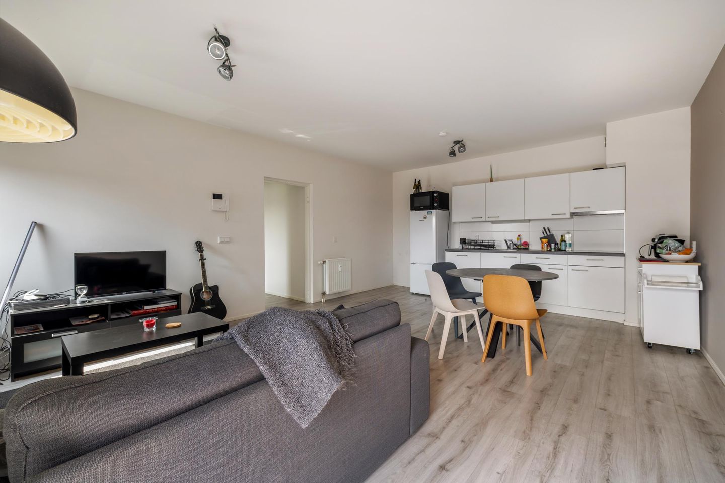 Renovated Apartment with South-Facing Balcony in Breda — 20