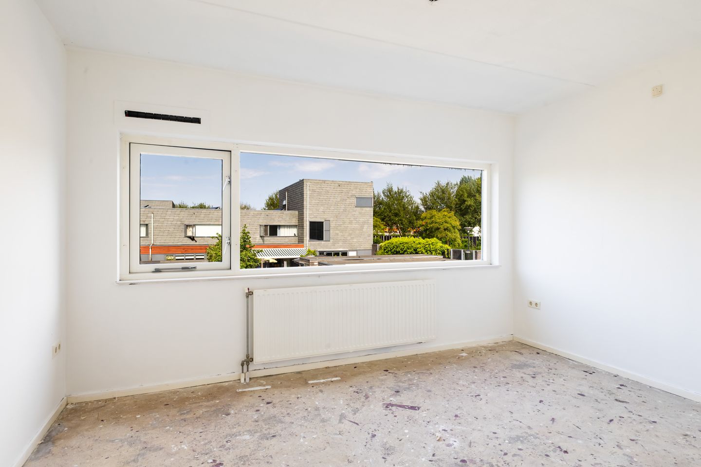 Modernisable Terraced House with Three Bedrooms and West-Facing Garden in IJsselstein — 25