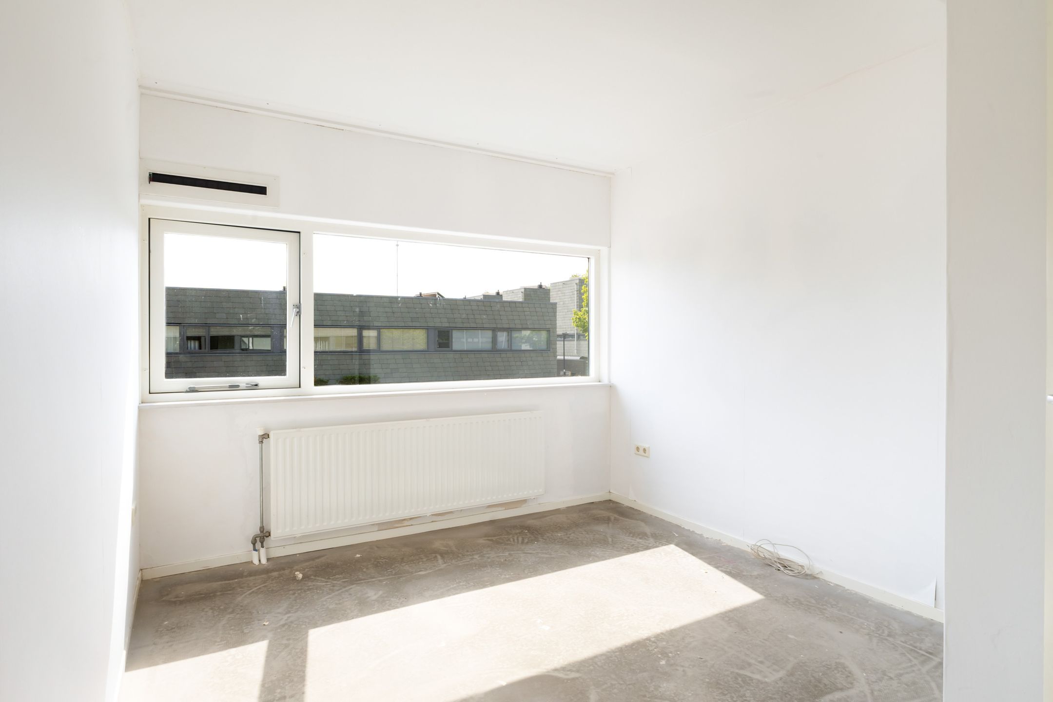 Modernisable Terraced House with Three Bedrooms and West-Facing Garden in IJsselstein — 27