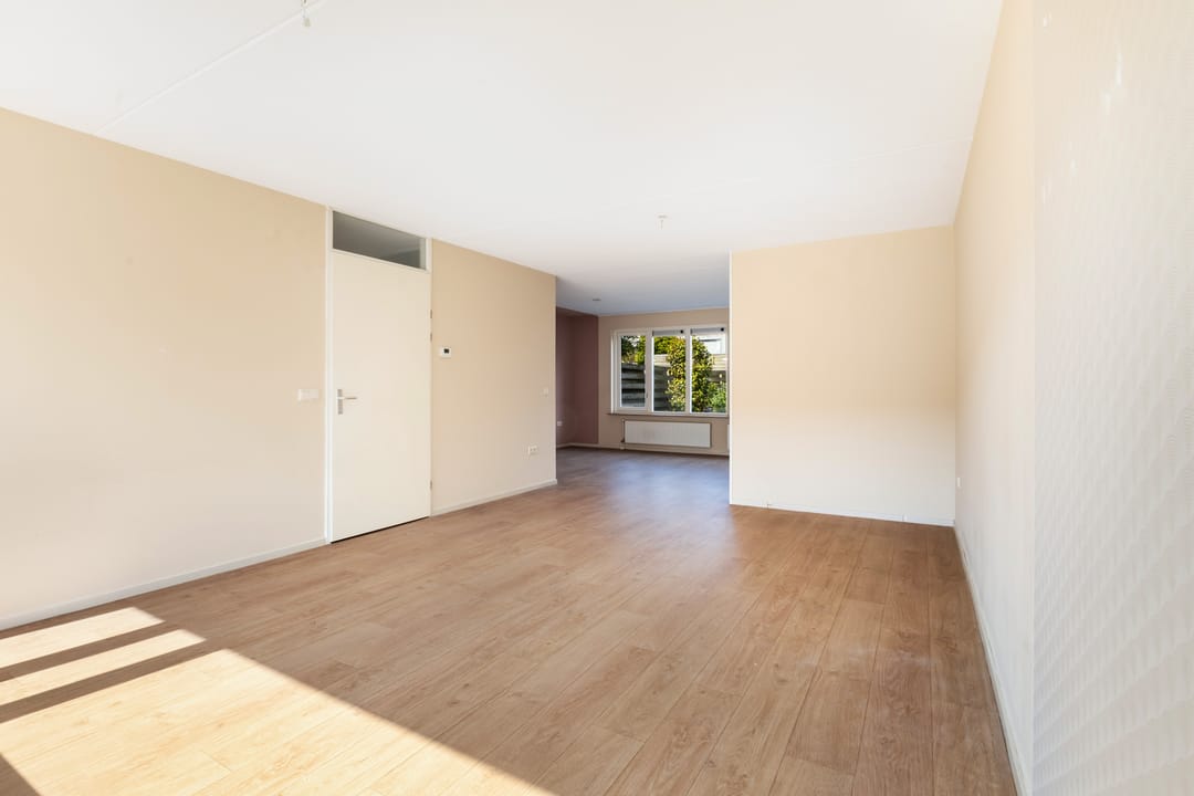 Modernisable Terraced House with Three Bedrooms and West-Facing Garden in IJsselstein — 16