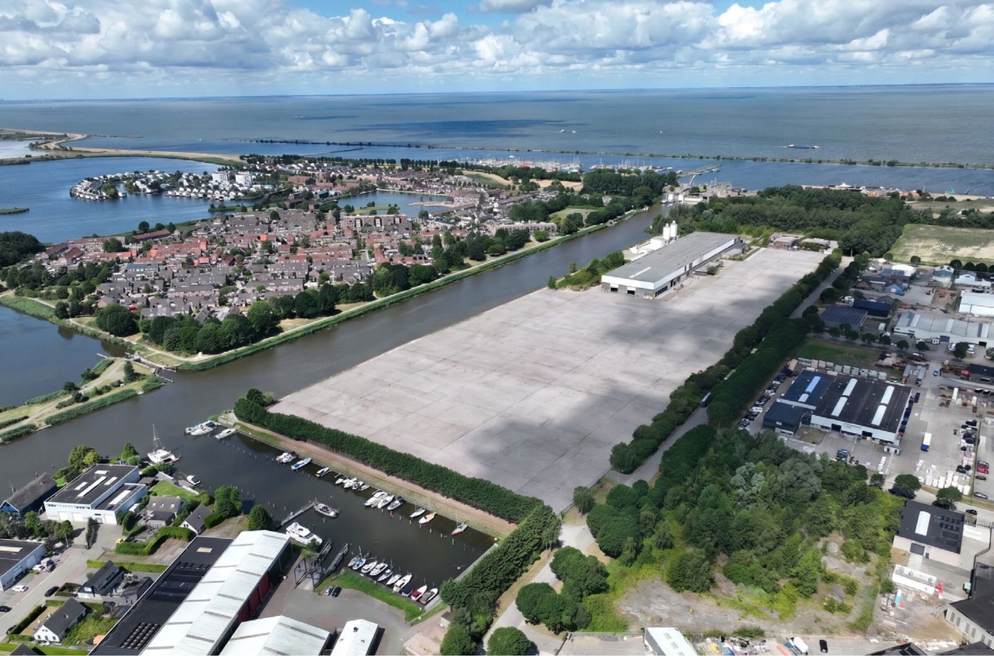 Bekijk foto 1 van Vaartweg 131-A