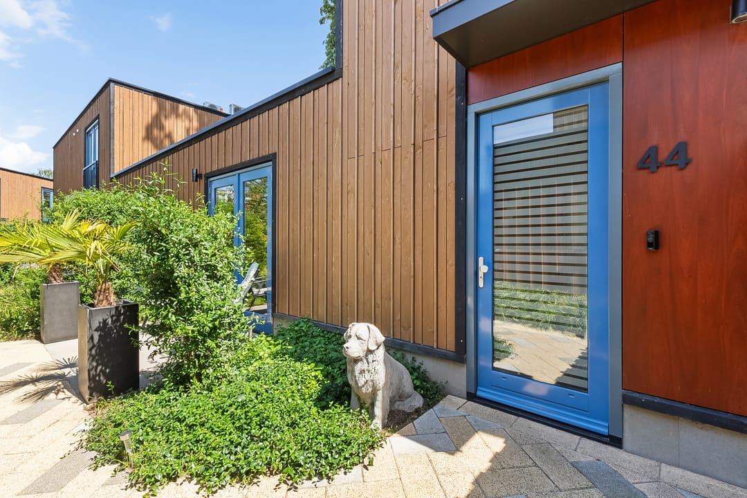 Sustainable Corner Home with Private Garden in Hilversum's De Groene Gooyers — 8