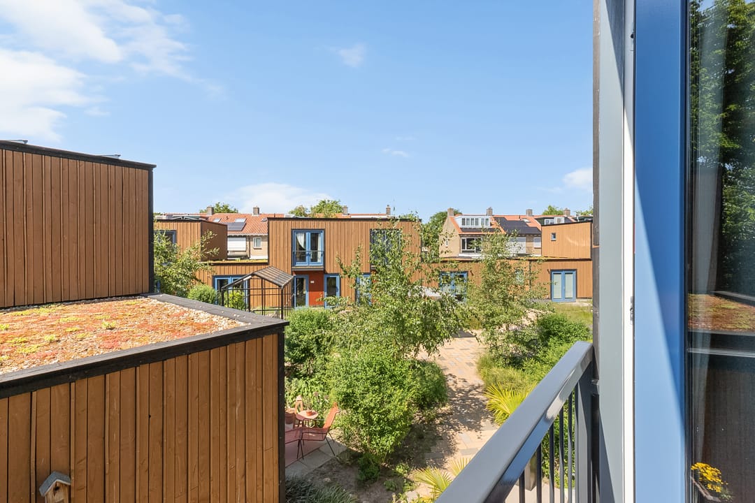 Sustainable Corner Home with Private Garden in Hilversum's De Groene Gooyers — 28