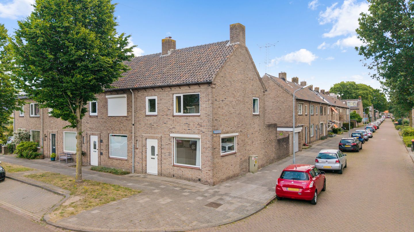 Photo 25 of Laagakkerstraat 21