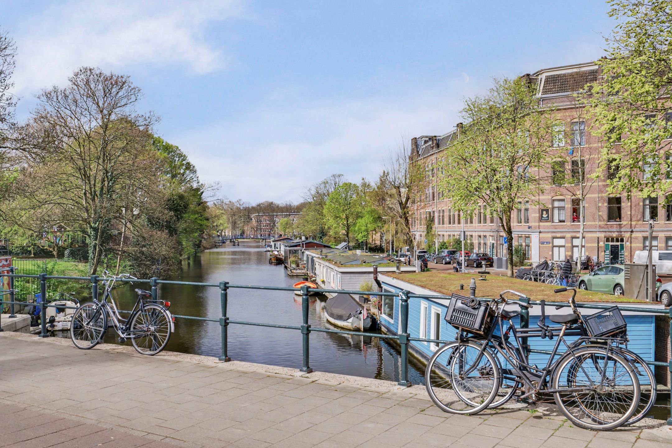 Photo 33 of Van Houweningenstraat 58-H