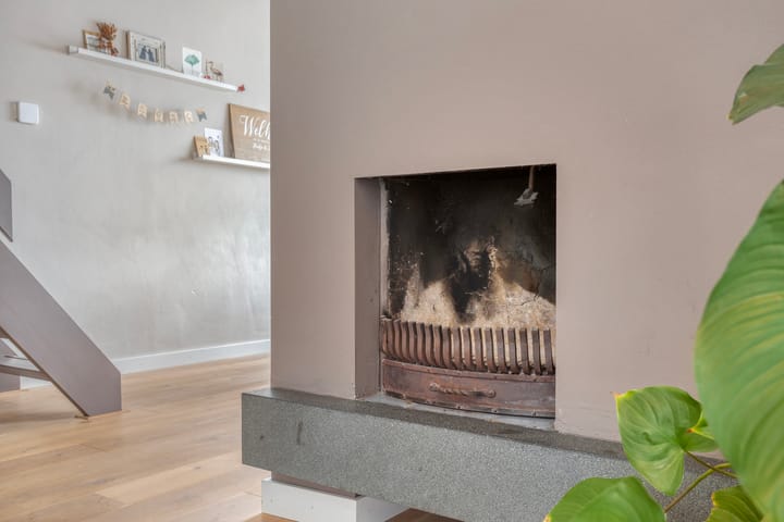 Tussenwoning te koop: Meilustweg 22, Bergen Op Zoom