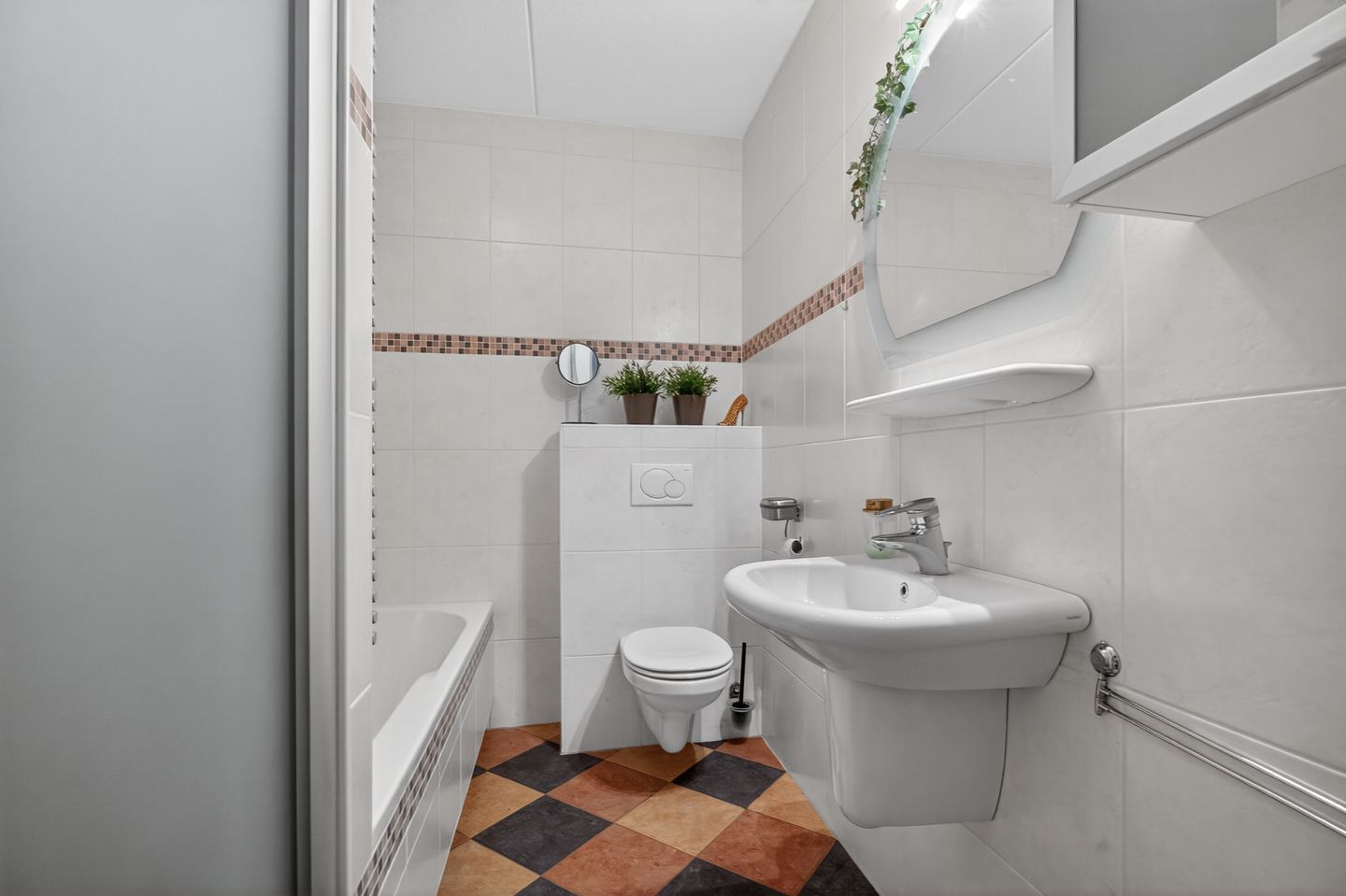 Photo 29 of Van den Berghlaan 58