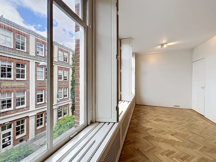Photo 4 of Gerard Doustraat 230-2