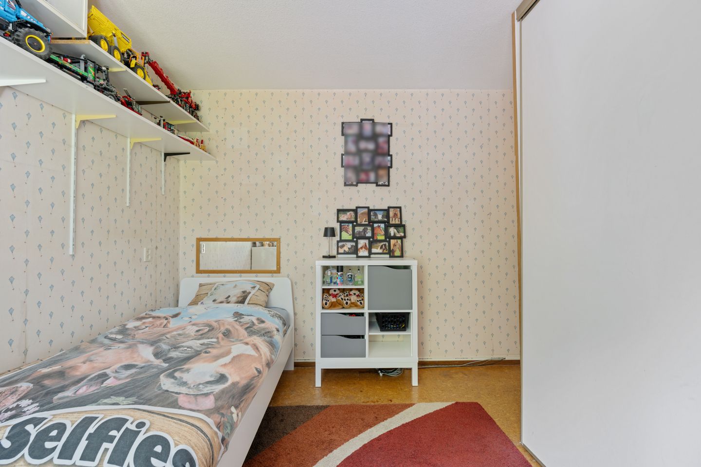 Spacious Family Home with Four Bedrooms and Deep Backyard in Quiet Green Neighborhood — 35