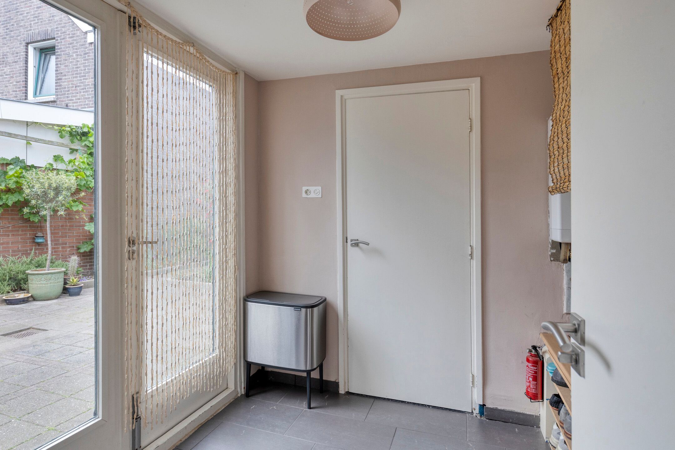Photo 21 of Palmstraat 46