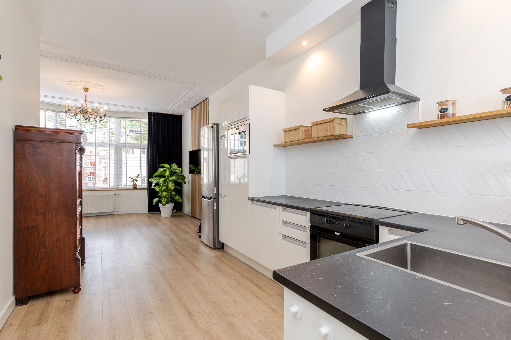 Renovated Townhouse with Double Occupancy Potential in Rotterdam Oude Noorden — 33