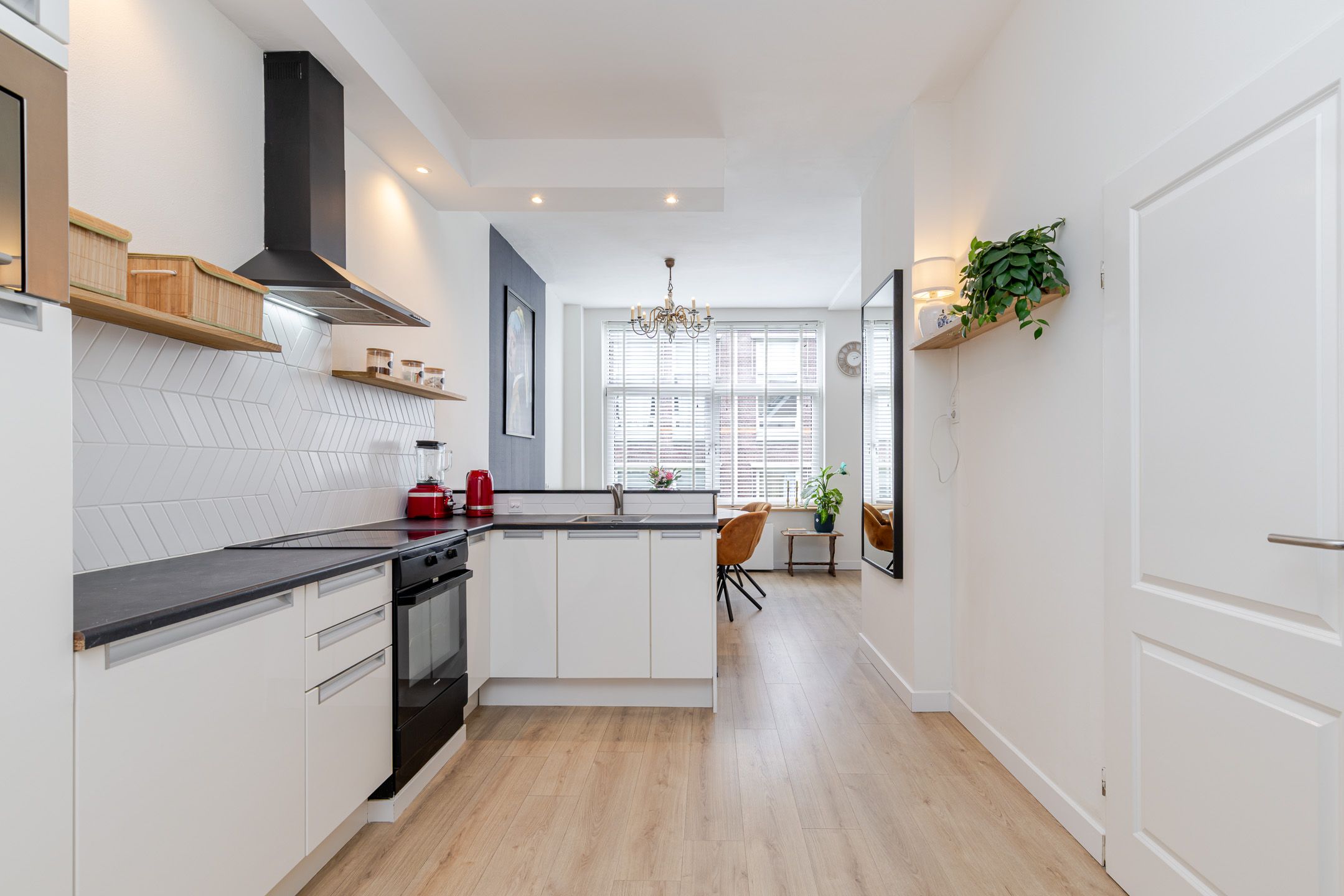 Renovated Townhouse with Double Occupancy Potential in Rotterdam Oude Noorden — 36