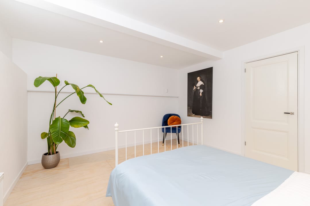 Renovated Townhouse with Double Occupancy Potential in Rotterdam Oude Noorden — 23