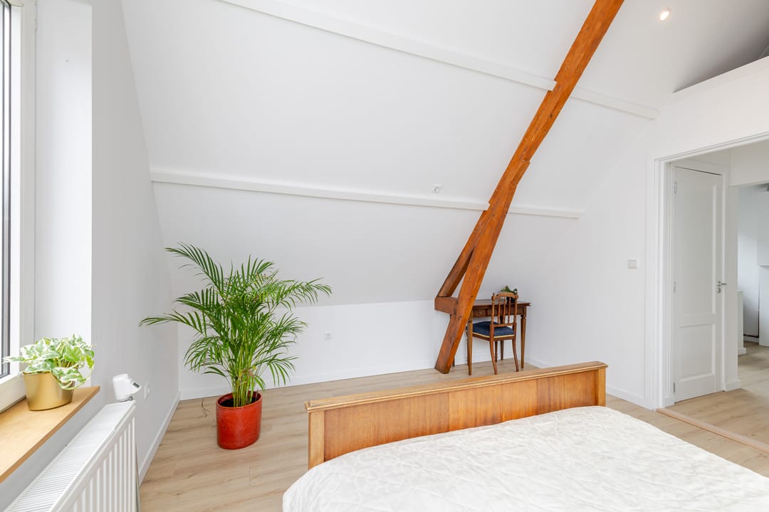 Renovated Townhouse with Double Occupancy Potential in Rotterdam Oude Noorden — 52