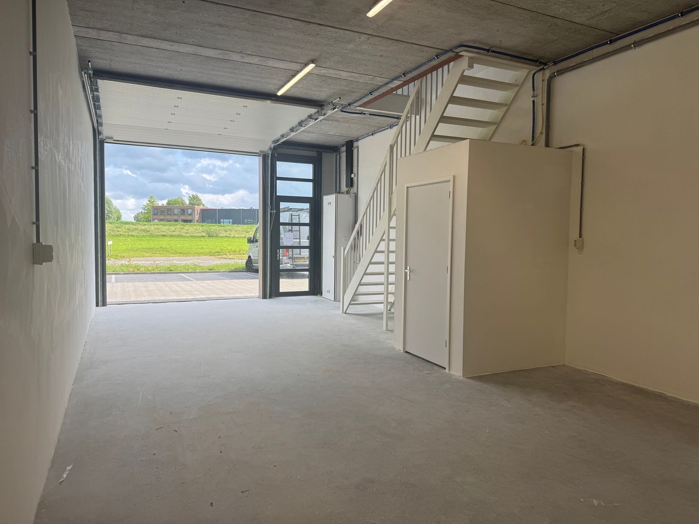 View photo 3 of Chemieweg 207