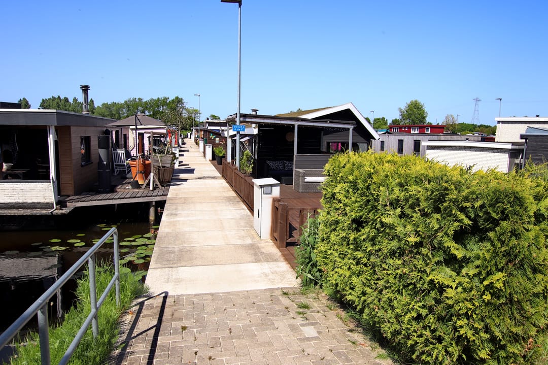 Foto 11 van Woonschepenhaven 19