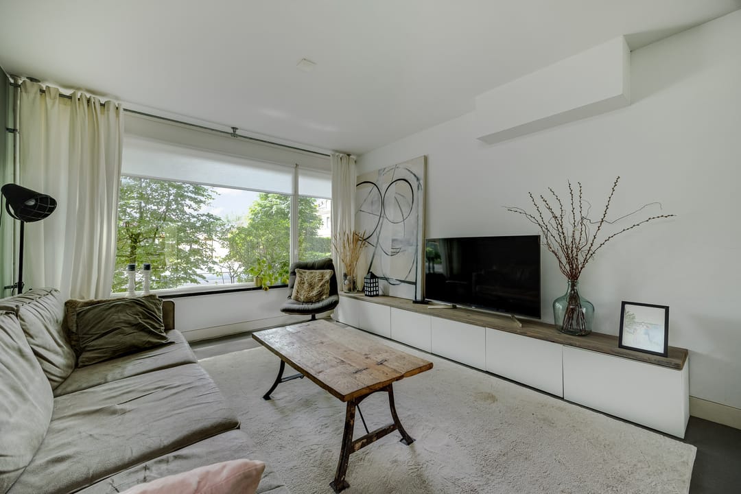 Spacious Renovated Semi-Detached Family Home with Five Bedrooms and Two Bathrooms in Green Vught-Zuid — 17