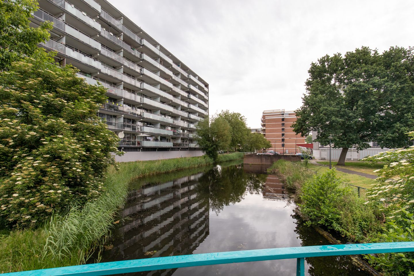 Spacious 4-Room Apartment with West-Facing Balcony in Green Merenwijk — 34