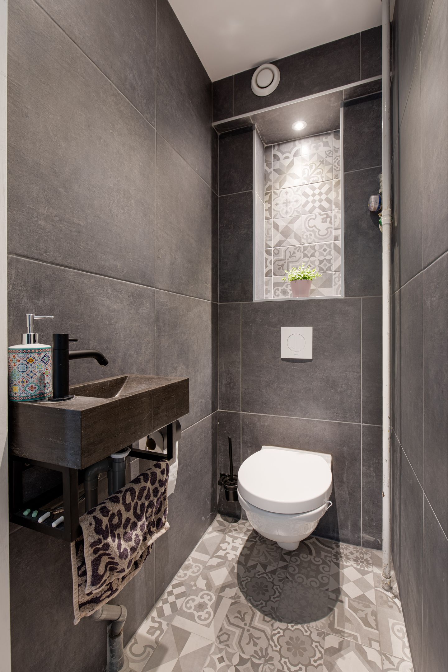 Spacious 4-Room Apartment with West-Facing Balcony in Green Merenwijk — 19