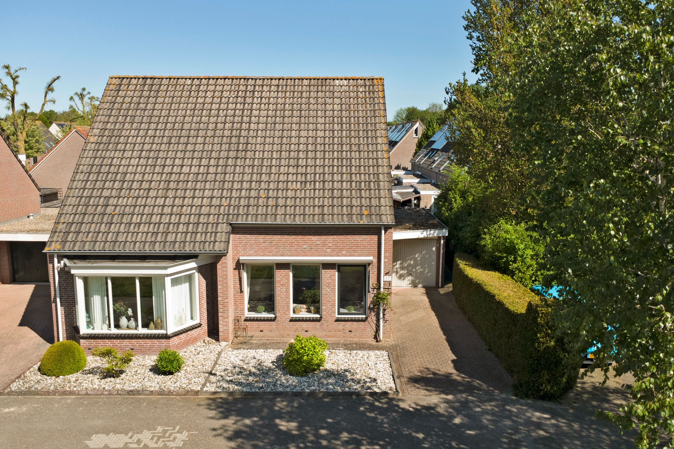 Spacious Semi Detached Family Home with Garden and Garage in Rozeboom — 33